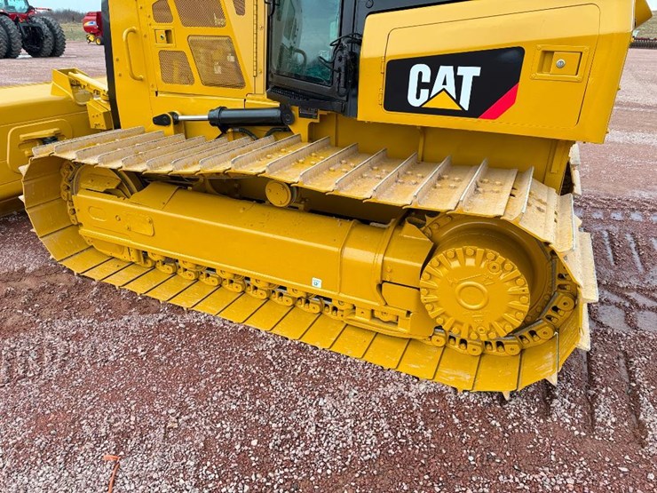 caterpillar-d5k2-lgp-image-7