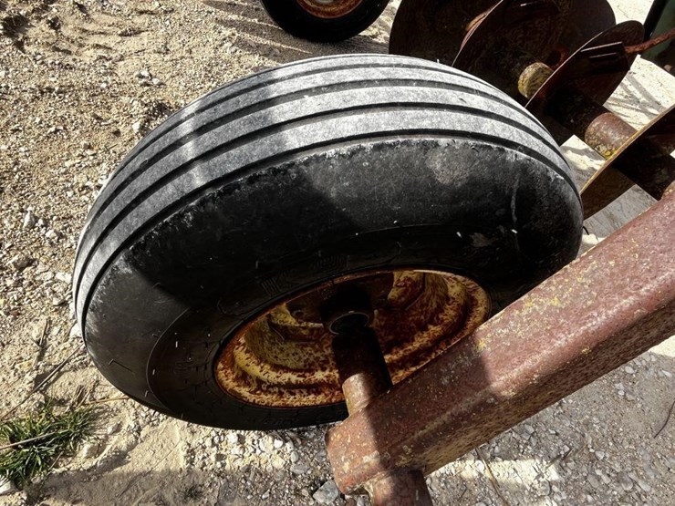 john-deere-110-image-11