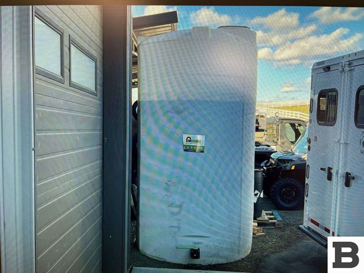 1500-gallon-beet-juice-tank-image-1