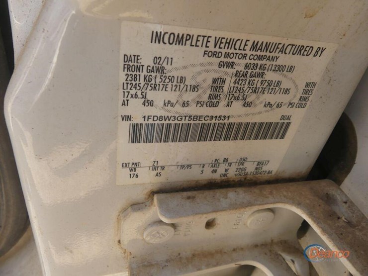 2011-ford-f350-image-9