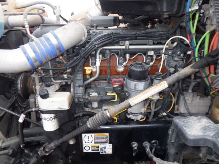 2022-kenworth-t680-image-23