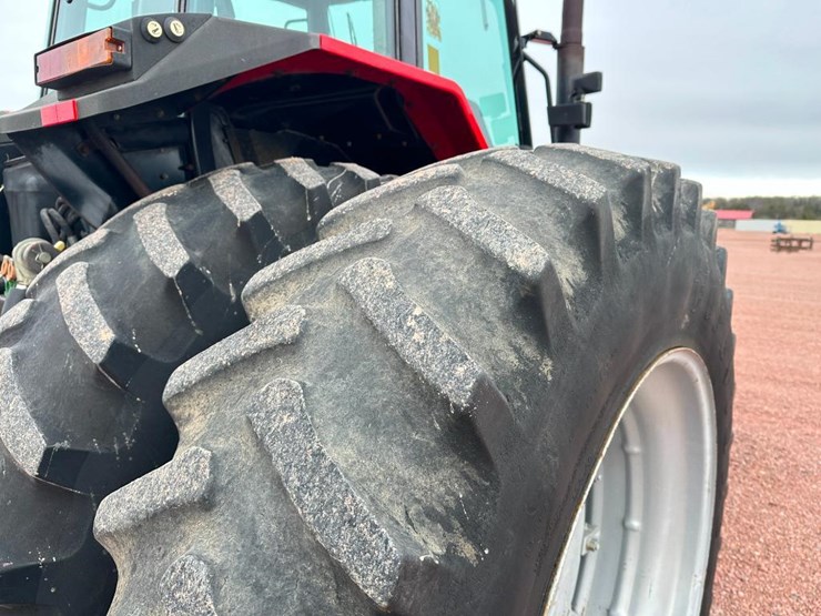 massey-ferguson-8160-image-11