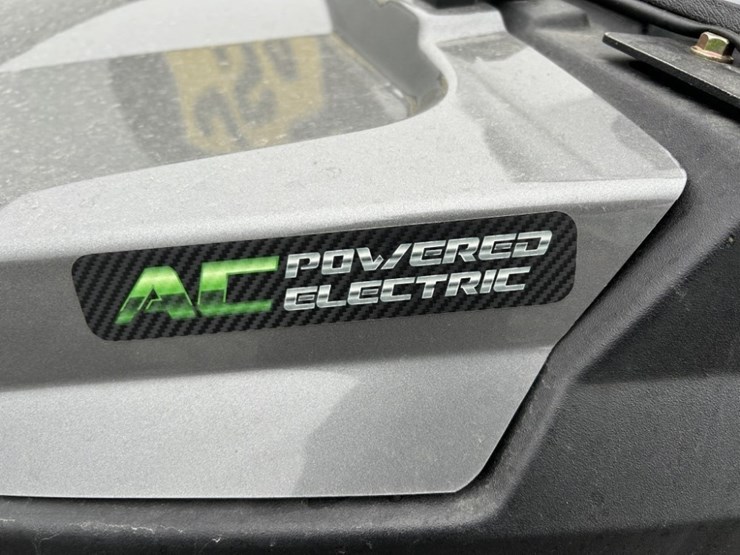 2024-envy-nv4-electric-golf-cart-image-15