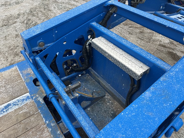 2022-globe-lowboy-image-19