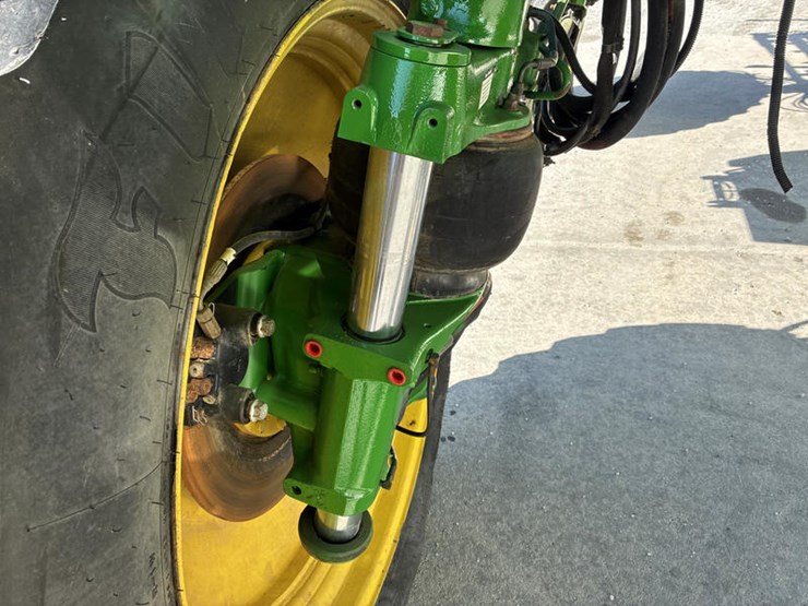 2018-john-deere-r4030-image-54