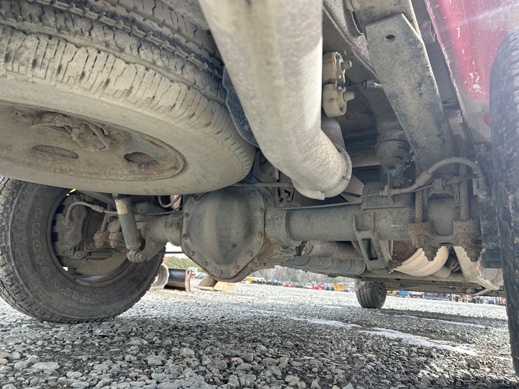 2012-chevrolet-silverado-2500-lt-image-29