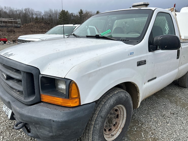 2001-ford-f250-image-9