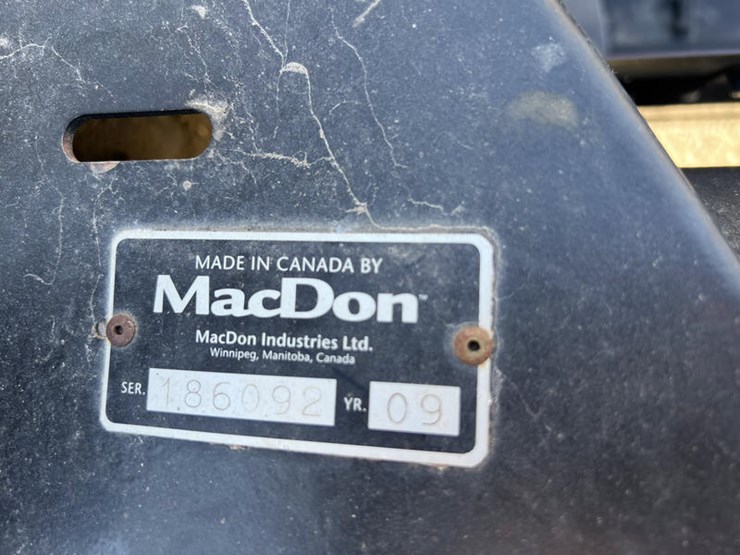 2009-mac-don-fd70-image-35