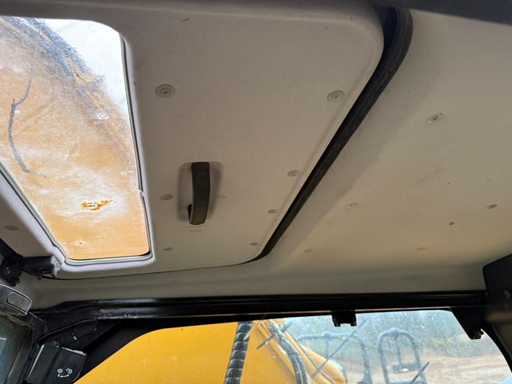 2022-sany-sy215c-lc-image-50