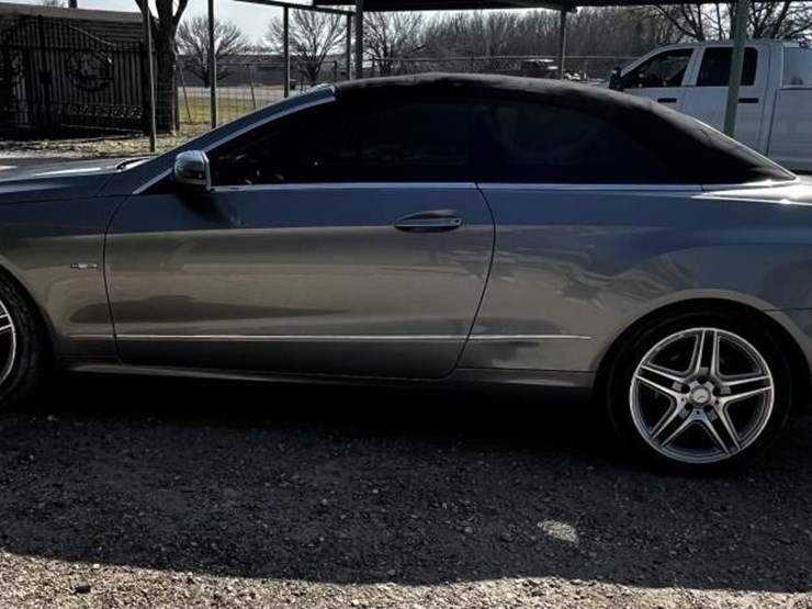 l1---2012-mercedes-benz-e-350-image-3