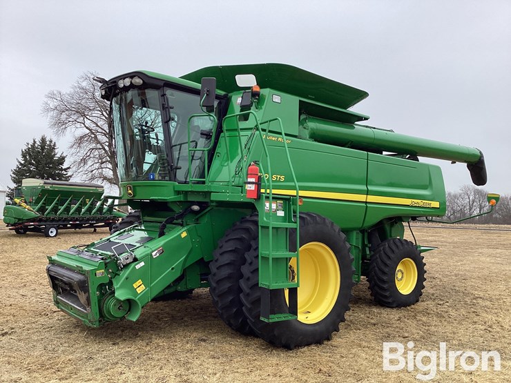 2010-john-deere-9770-sts-image-1