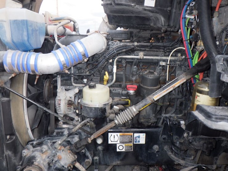 2022-kenworth-t680-image-19