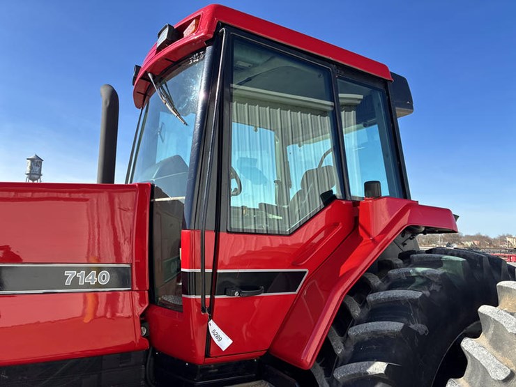 1989-case-ih-7140-image-24