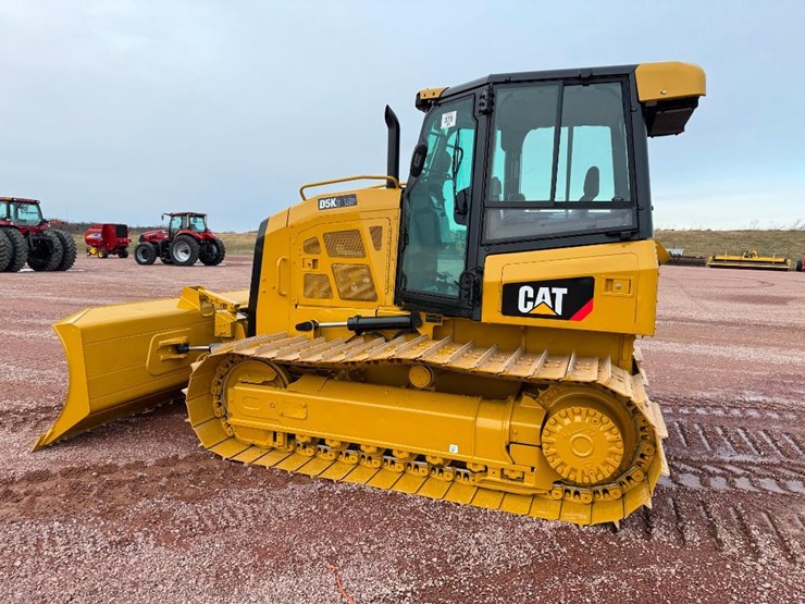 caterpillar-d5k2-lgp-image-6