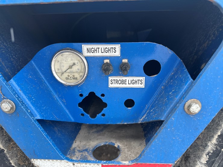 2022-globe-lowboy-image-35