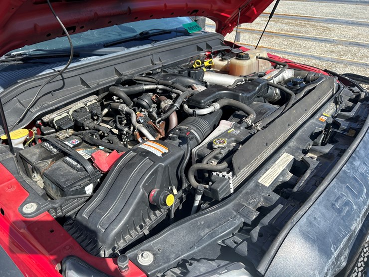 2011-ford-f550-image-47