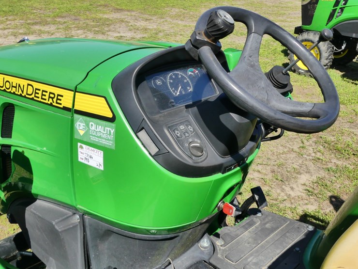 john-deere-3025e-image-14