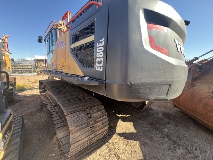 2019-volvo-ec380el-image-4