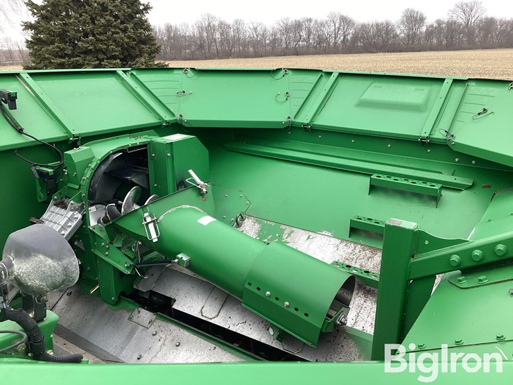 2010-john-deere-9770-sts-image-14