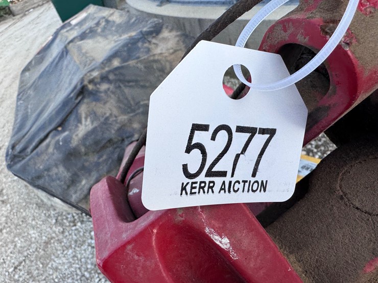 new-holland-h6750-image-6