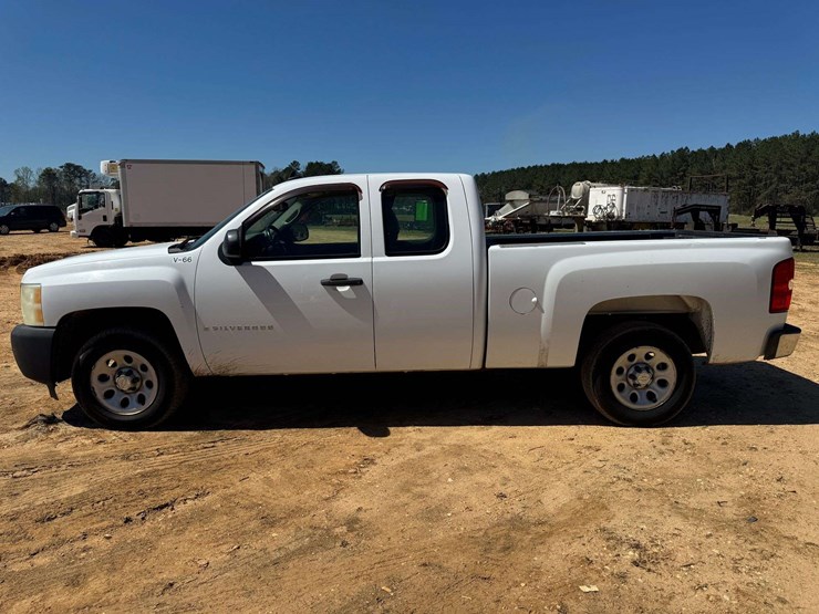 2008-chevrolet-silverado-1500-image-8