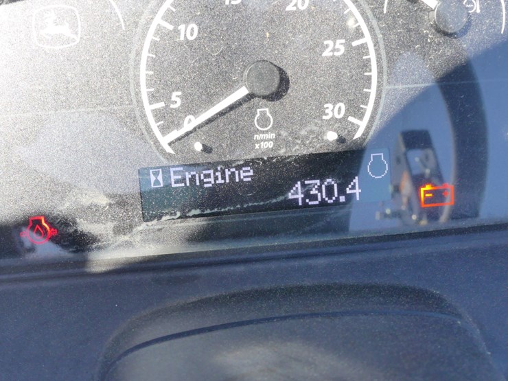 john-deere-3025e-image-15