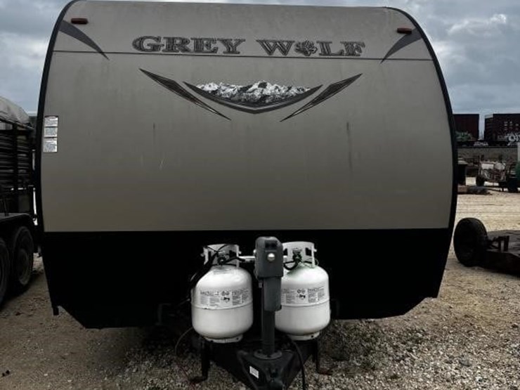 l2--2016-forest-river-travel-trailer-image-3