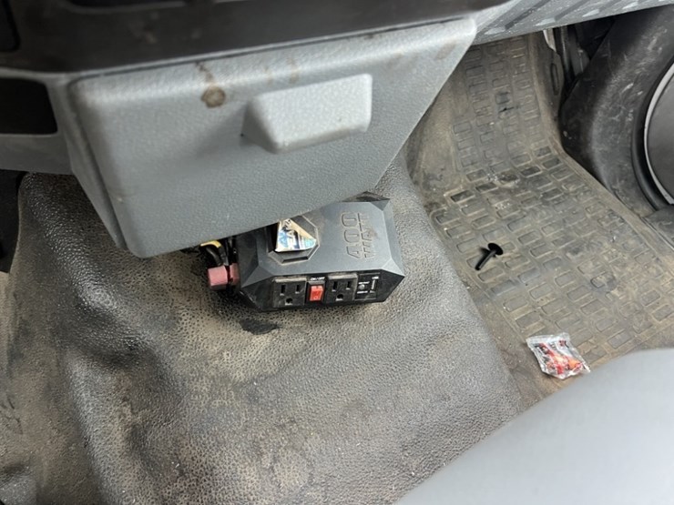 2012-ford-f550-image-35