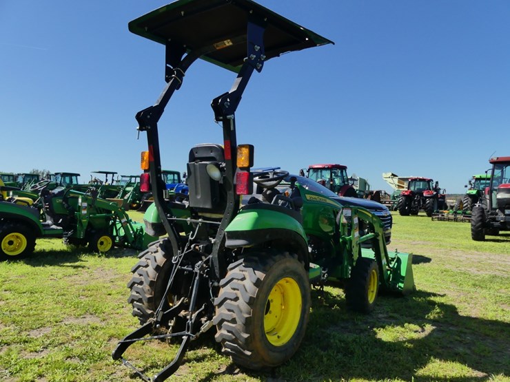 2025-john-deere-2025r-image-4