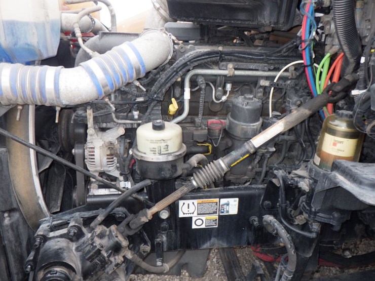 2022-kenworth-t680-image-19