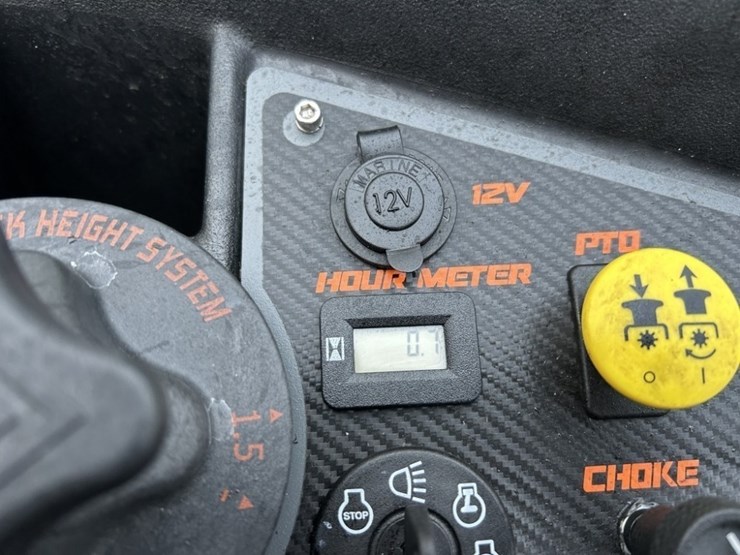 2023-spartan-rz-hd-zero-turn-mower-image-20