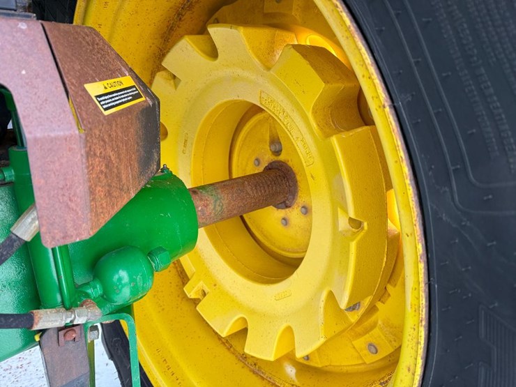 john-deere-7330-premium-image-42