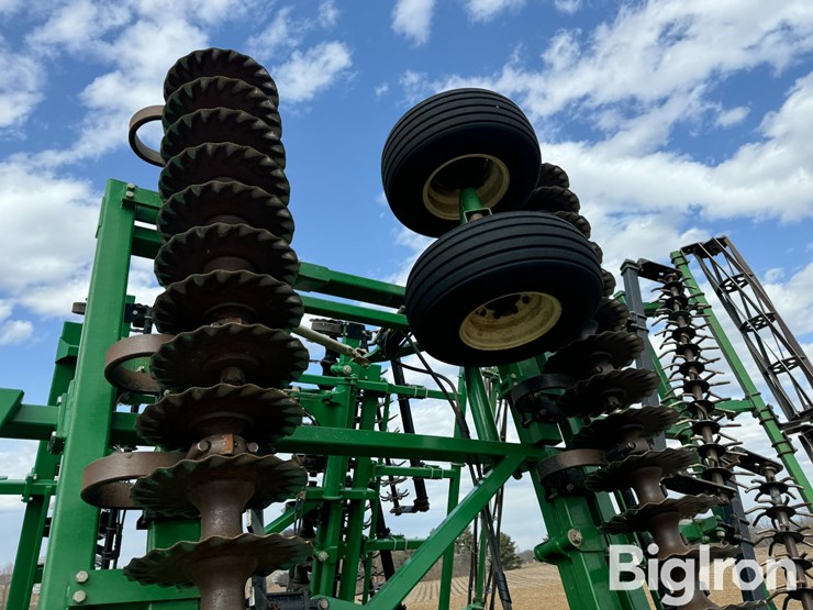 great-plains-3000tm-image-17