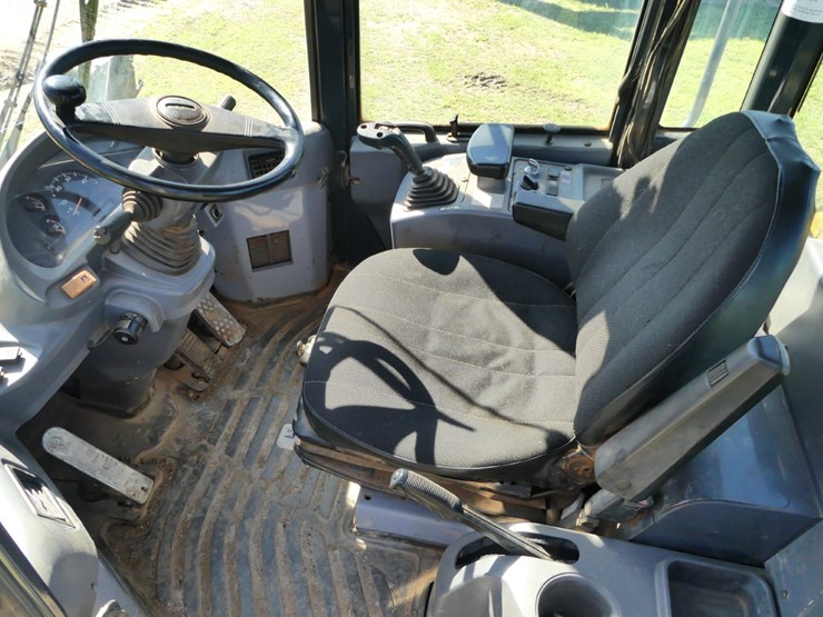 komatsu-wa250-image-11