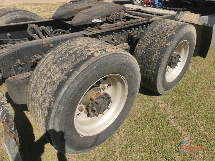 2015-international-prostar-image-7