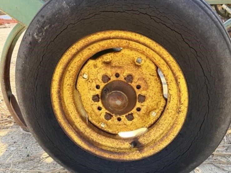 john-deere-1610-image-9