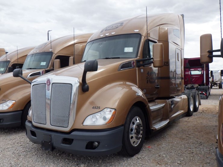 2022-kenworth-t680-image-1