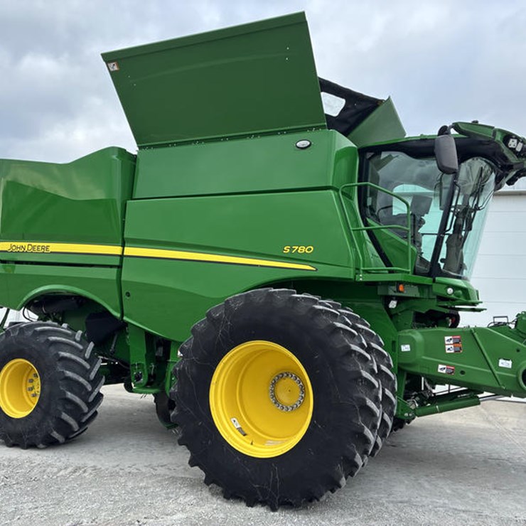 2023 JOHN DEERE S780