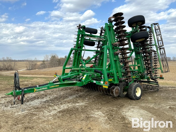 great-plains-3000tm-image-1