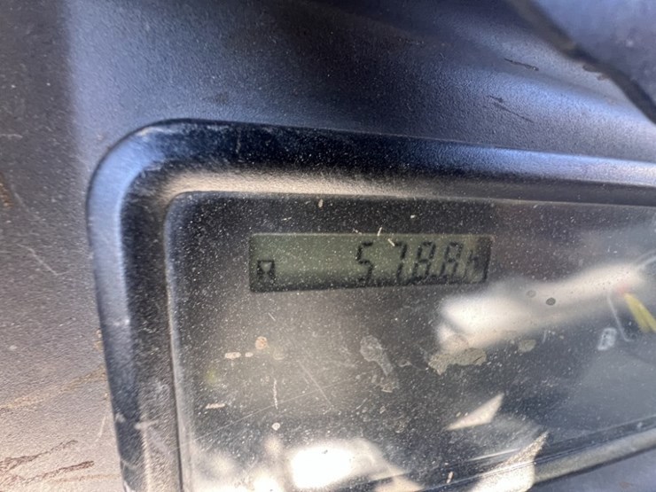 2022-volvo-ecr25d-image-15