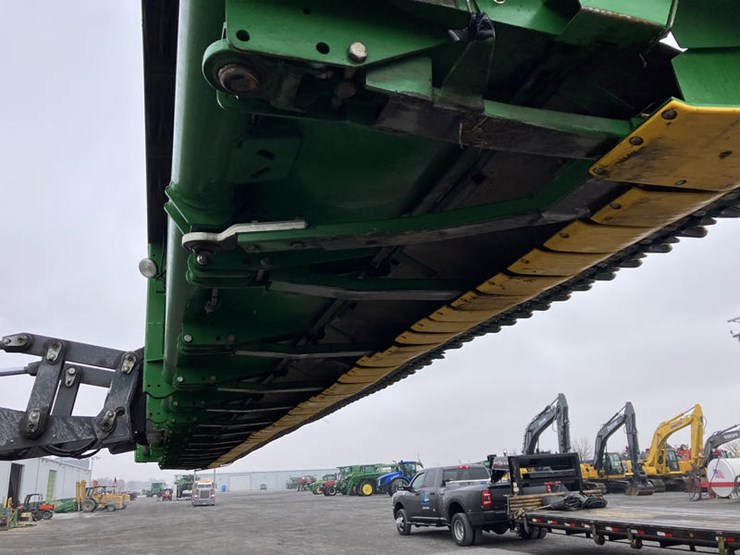 2018-john-deere-635f-image-25