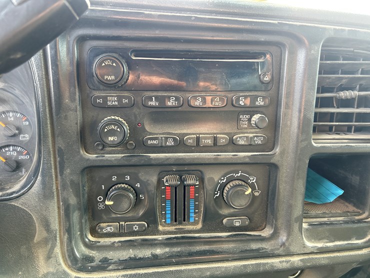 2006-chevrolet-2500-image-49