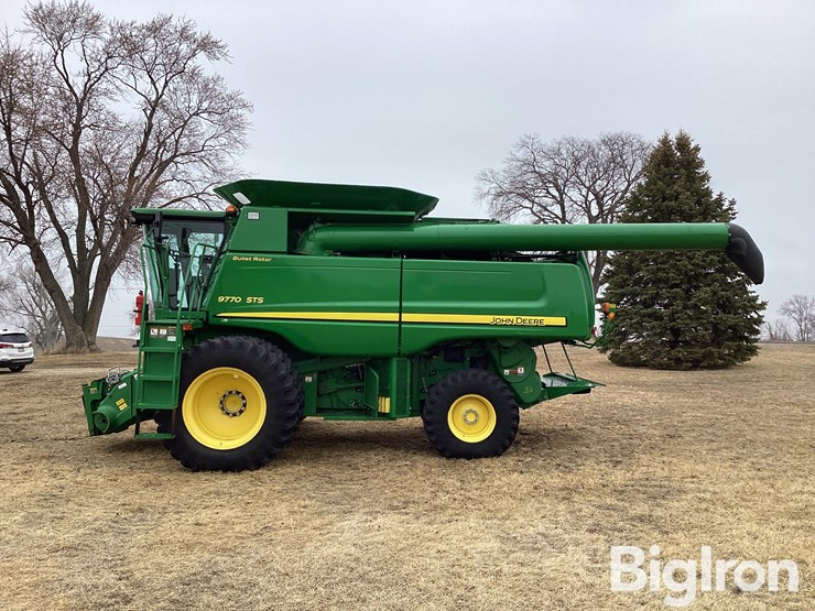 2010-john-deere-9770-sts-image-8