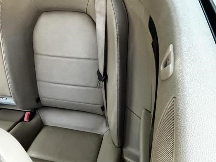 l1---2012-mercedes-benz-e-350-image-16