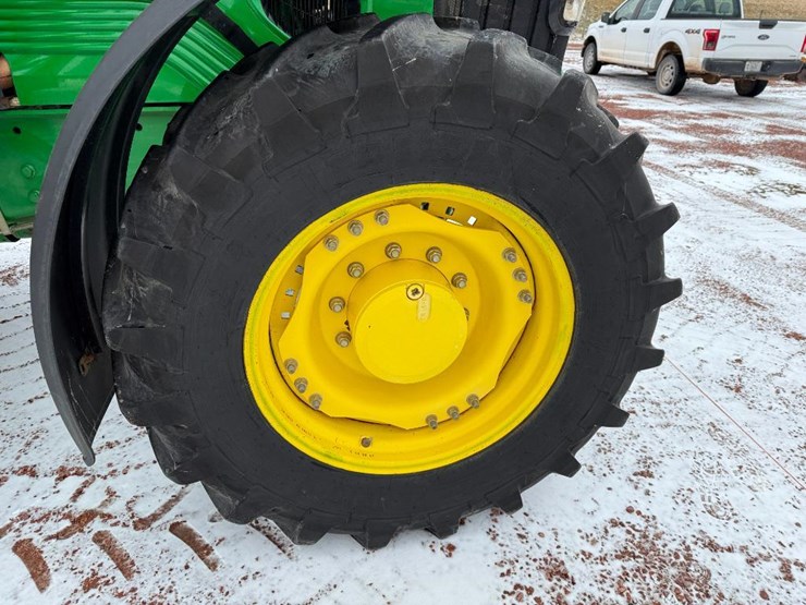 john-deere-7330-premium-image-12