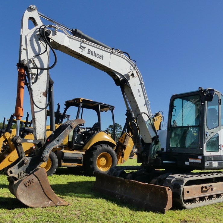 BOBCAT E80