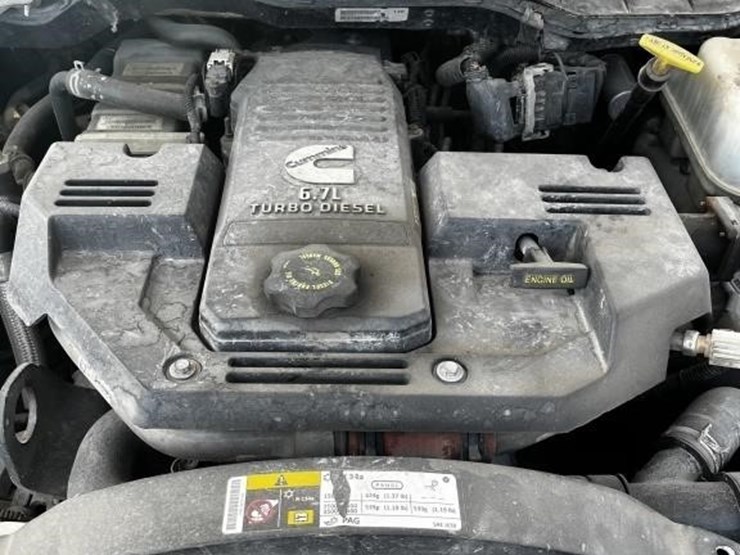 2014-dodge-ram-5500-image-35