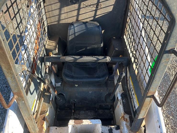 bobcat-742b-image-39