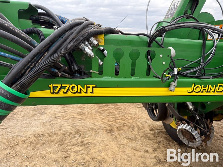 2012-john-deere-1770nt-ccs-image-14