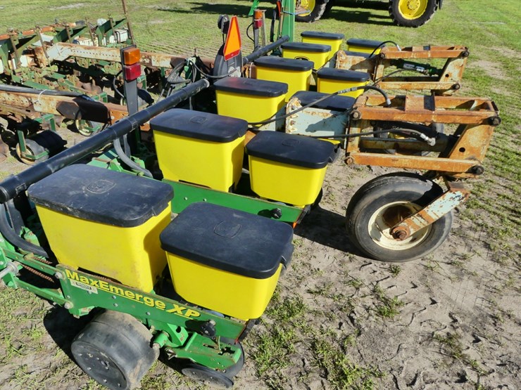 john-deere-1700-image-5